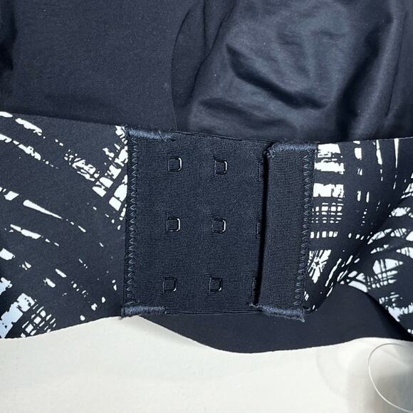 NWT KNIX EVOLUTION BRA Everyday Bra Size 5 36D or 36DD Wireless Bralette - Picture 4 of 10